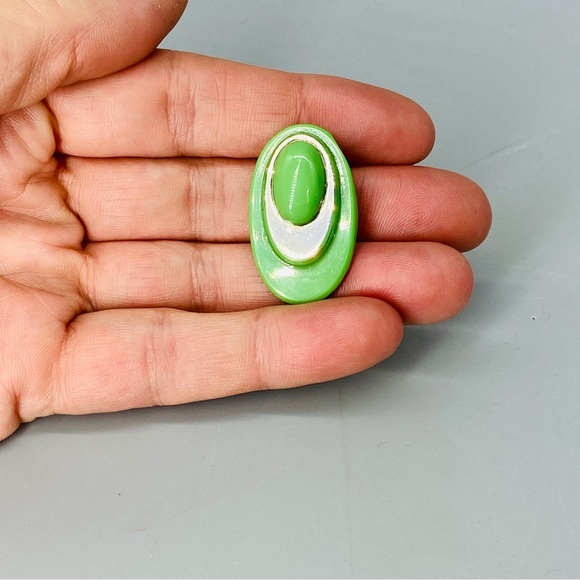 Vintage Art Deco Poured Glass Dress Clip Pin - Picture 3 of 15